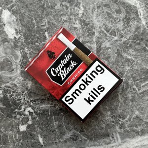 Captain Black Cherise Puro